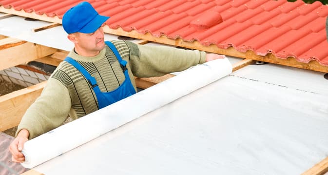 Waterproofing the roof of the house under the corrugated board: the importance of choosing materials Do I need to put vapor barrier under the roofing iron
